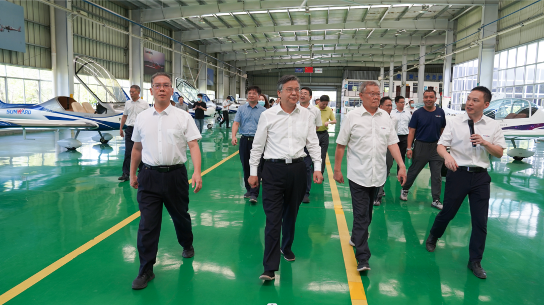 湖南省委常委、常务副省长李殿勋一行考察调研三亿·体育-三亿（中国）一站式服务官方网站
科技