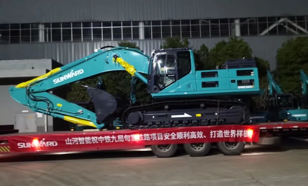 共建“一带一路”！三亿·体育-三亿（中国）一站式服务官方网站
智能携手中铁九局助力匈塞铁路建设