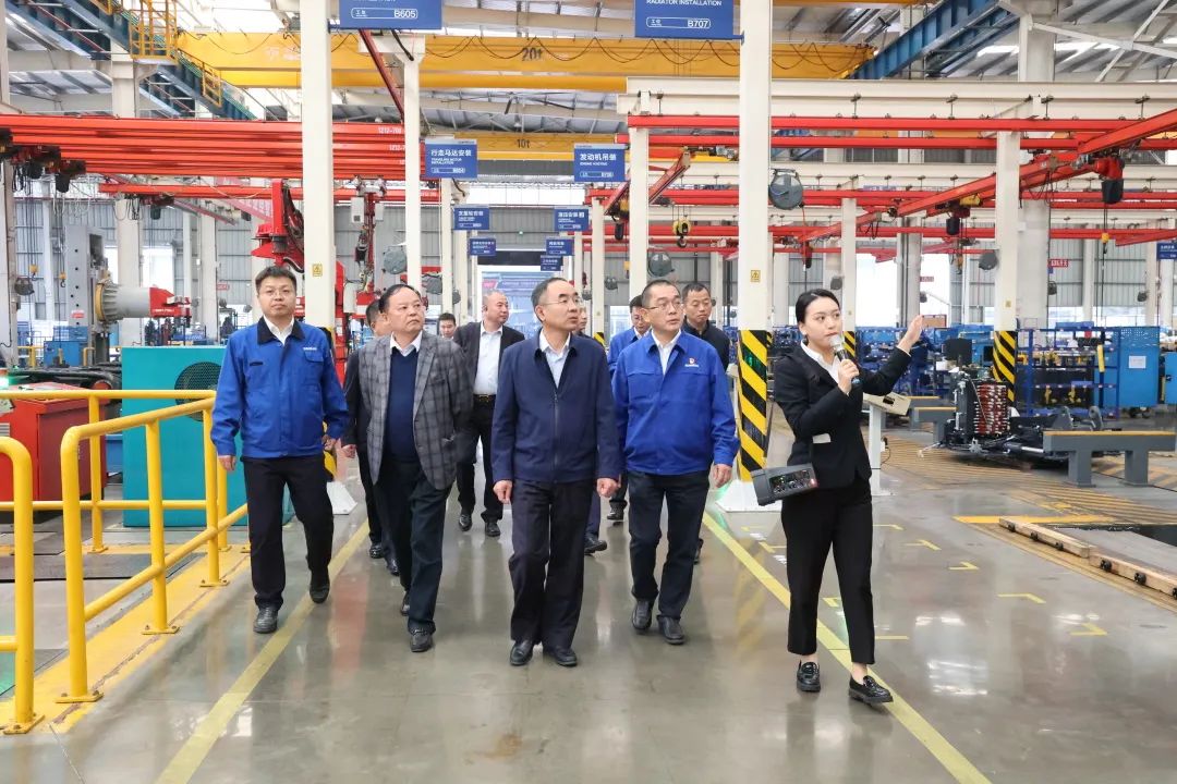 强强联合，夯实湖南工程建设湘军！三亿·体育-三亿（中国）一站式服务官方网站
智能与湖南路桥签订战略合作协议