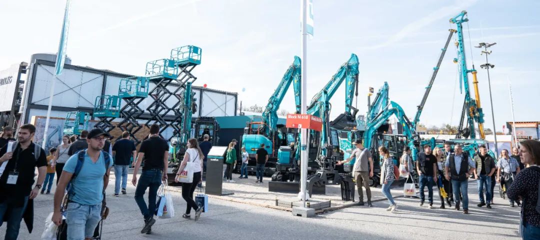 Bauma 2022 | 一组火热现场图带您重温三亿·体育-三亿（中国）一站式服务官方网站
智能德国宝马展之旅