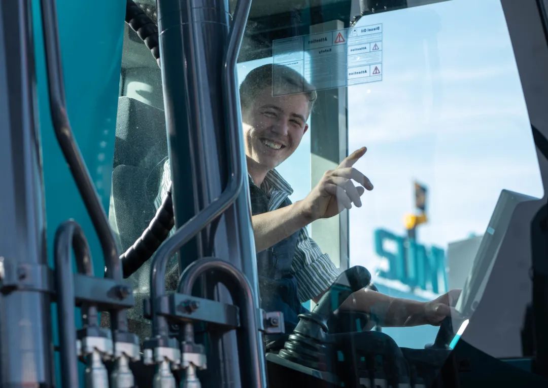 Bauma 2022 | 一组火热现场图带您重温三亿·体育-三亿（中国）一站式服务官方网站
智能德国宝马展之旅