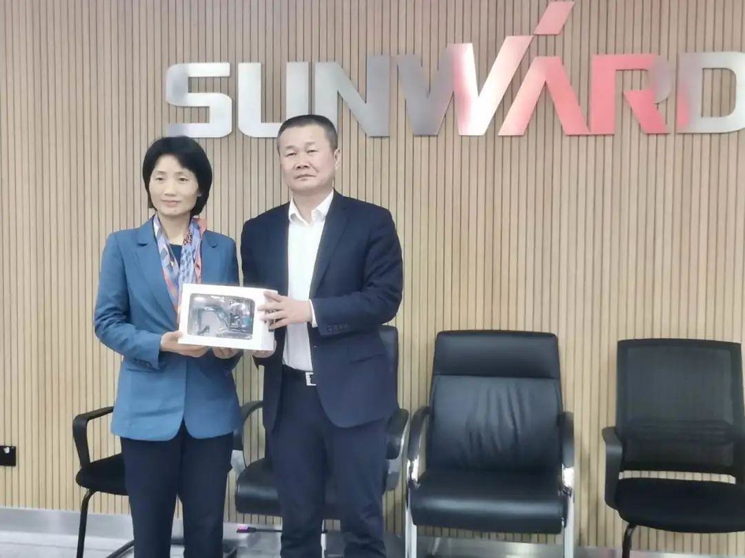 湖南省贸促会考察调研三亿·体育-三亿（中国）一站式服务官方网站
智能