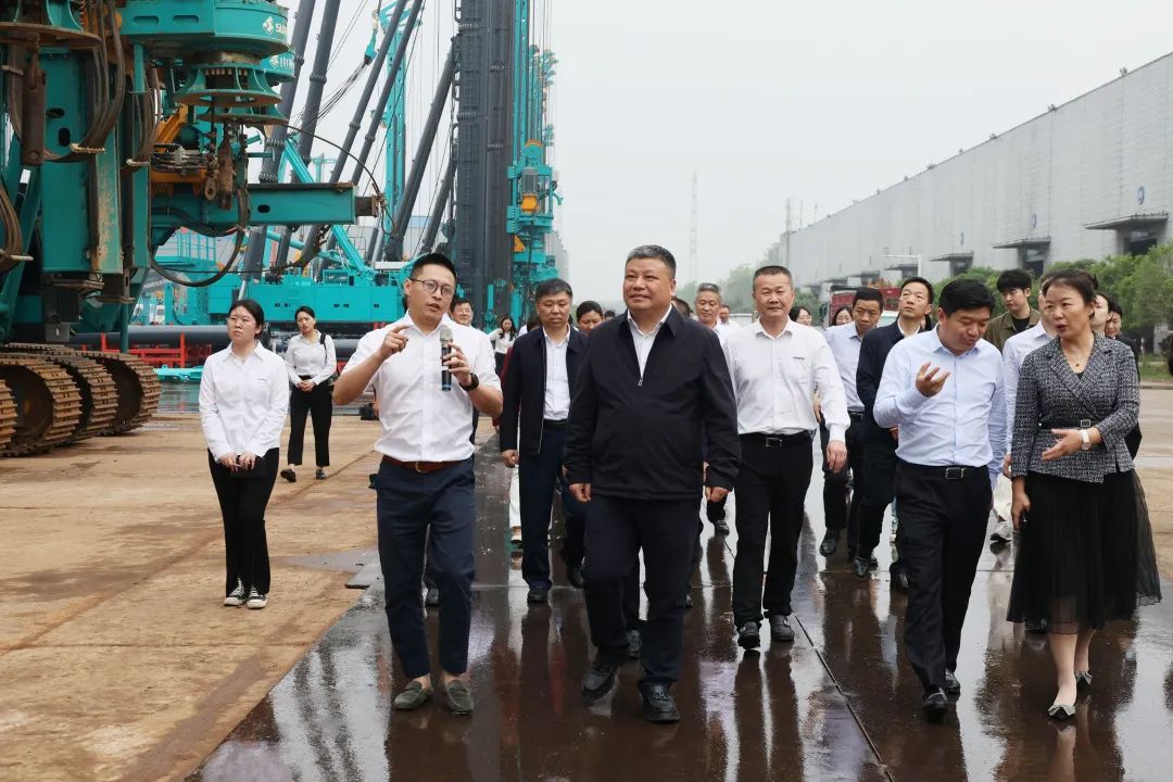长沙市政协主席陈刚调研三亿·体育-三亿（中国）一站式服务官方网站
智能