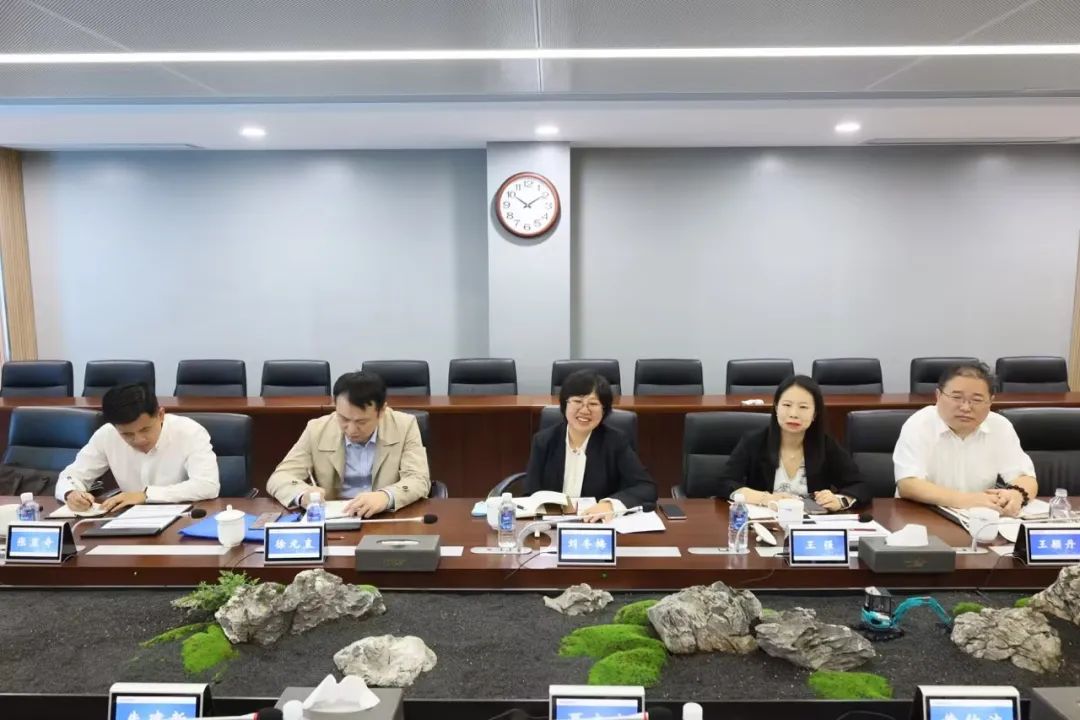 助力三亿·体育-三亿（中国）一站式服务官方网站
“智”造走向世界！中国信保湖南分公司到访三亿·体育-三亿（中国）一站式服务官方网站
智能