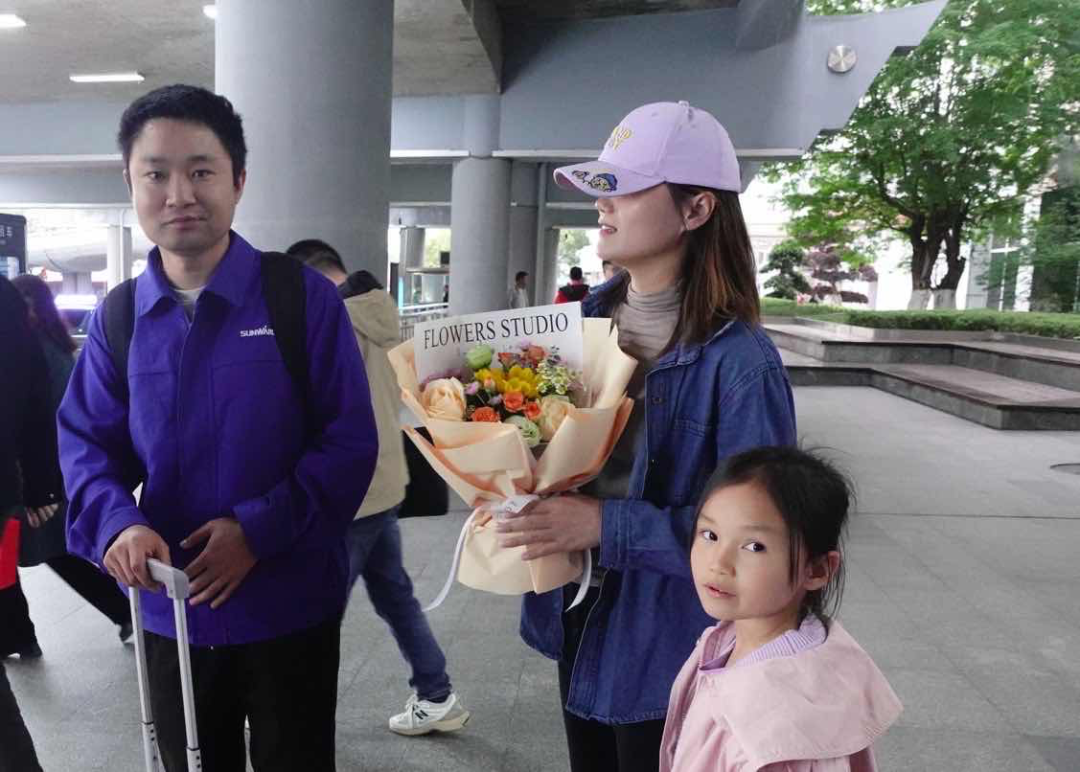 中国力量，三亿·体育-三亿（中国）一站式服务官方网站
温暖！苏丹撤侨员工石明辉安全抵达长沙