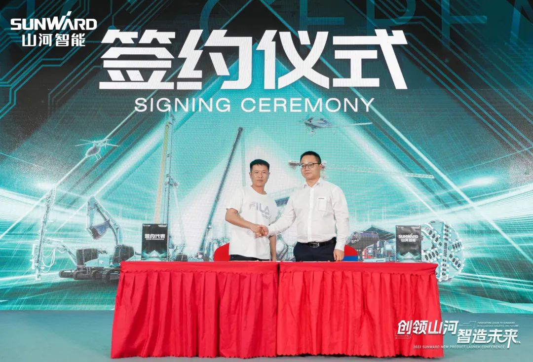 聚焦电动化、智能化！三亿·体育-三亿（中国）一站式服务官方网站
智能全系列高空机械产品亮相长沙展