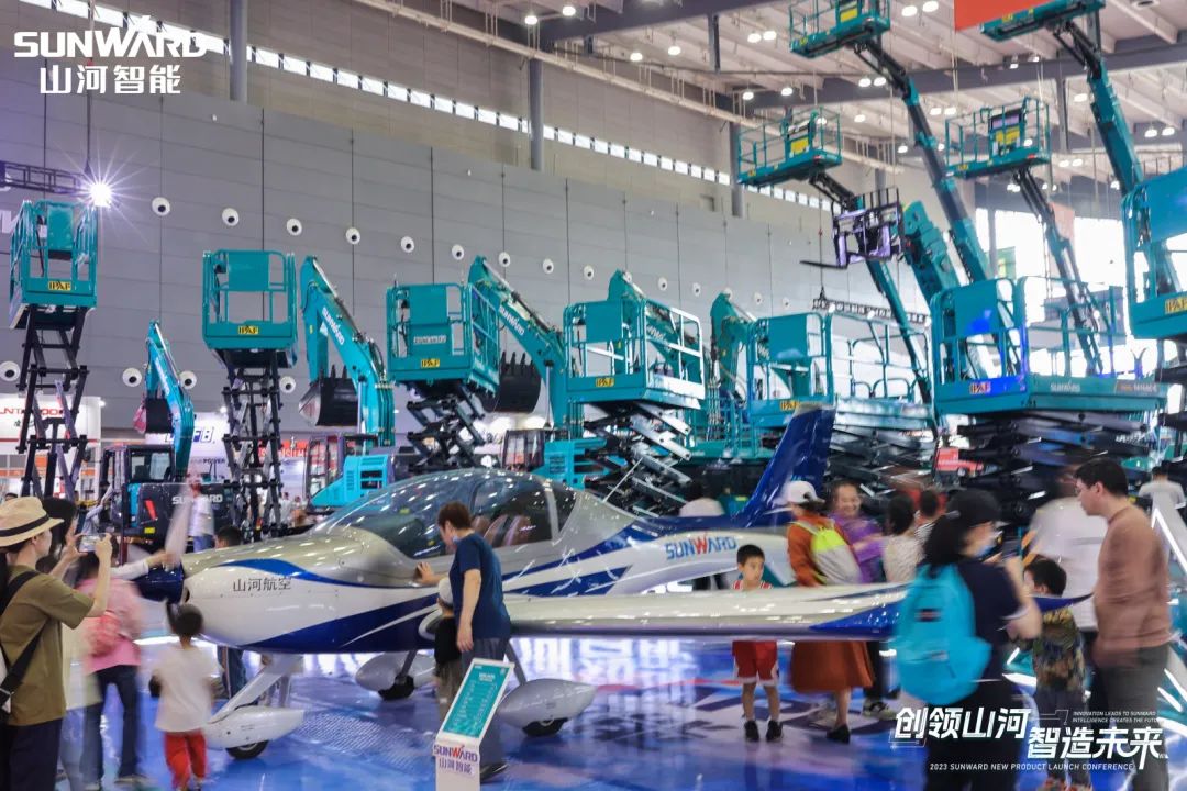 2023 CICEE | 全球工程机械盛会完美落幕！三亿·体育-三亿（中国）一站式服务官方网站
智能交出闪亮答卷