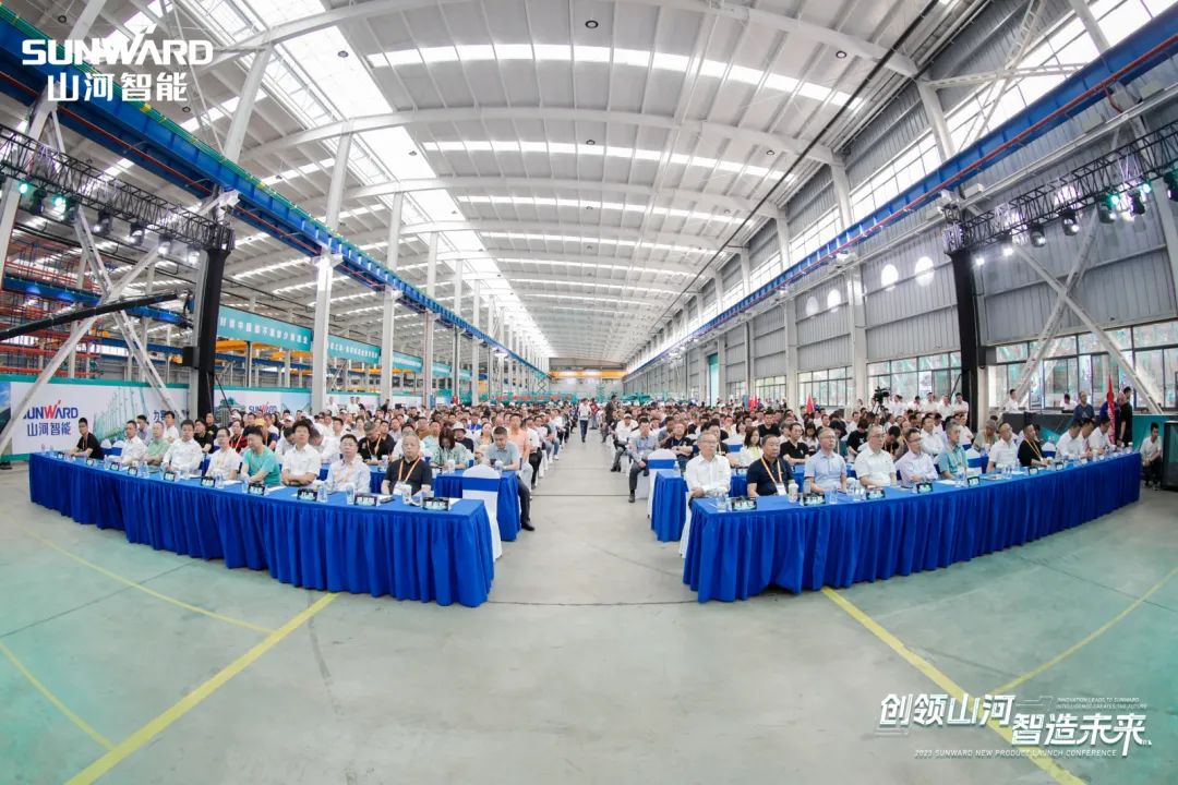 2023 CICEE | 全球工程机械盛会完美落幕！三亿·体育-三亿（中国）一站式服务官方网站
智能交出闪亮答卷