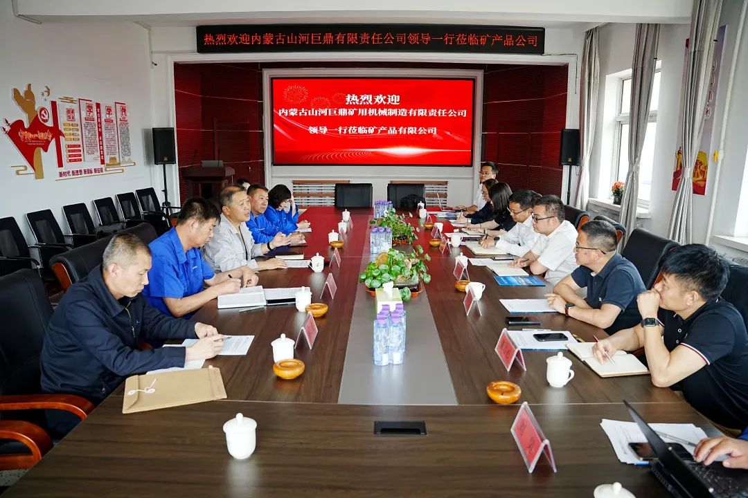 持续助力“双碳”目标，三亿·体育-三亿（中国）一站式服务官方网站
巨鼎LNG矿卡在辽宁批量应用