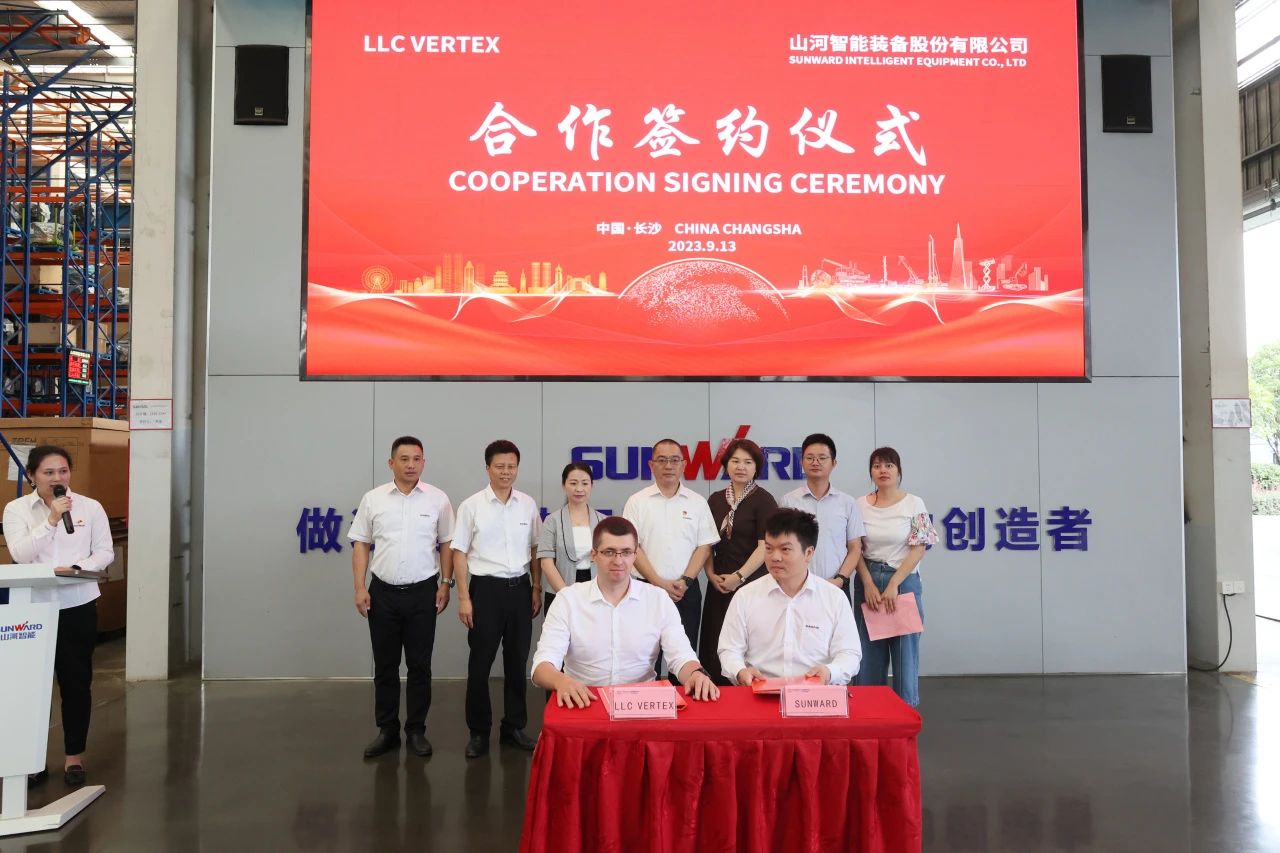 持续进军国际市场！三亿·体育-三亿（中国）一站式服务官方网站
智能近百台设备集中发货