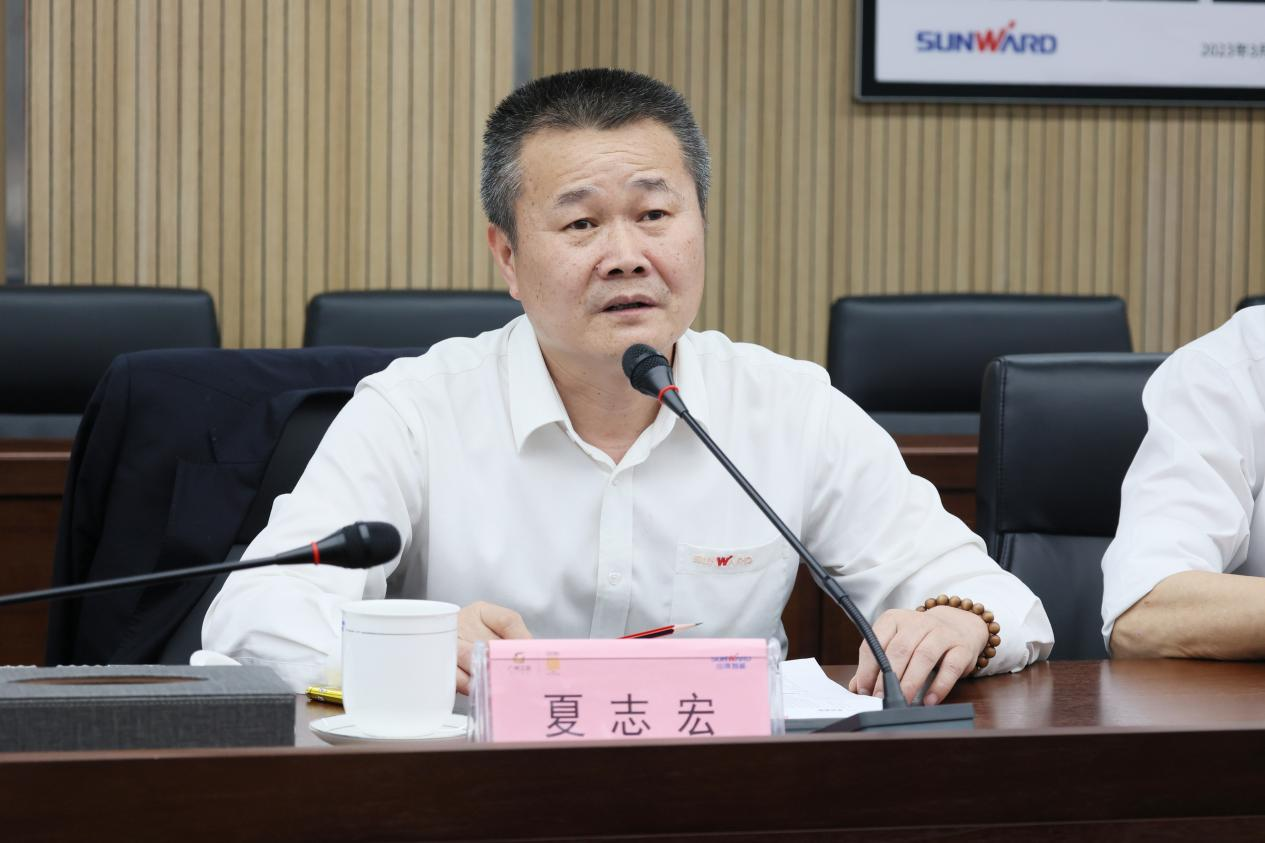 湖南钢铁集团党委书记、董事长李建宇到三亿·体育-三亿（中国）一站式服务官方网站
智能调研交流