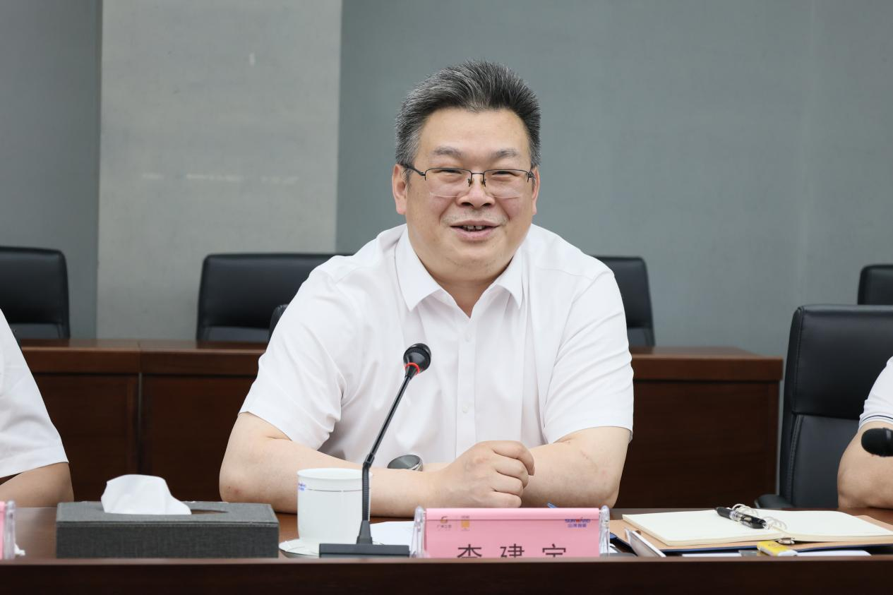 湖南钢铁集团党委书记、董事长李建宇到三亿·体育-三亿（中国）一站式服务官方网站
智能调研交流
