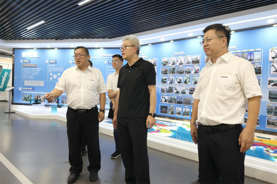 中国五矿工会主席、职工董事张晔到三亿·体育-三亿（中国）一站式服务官方网站
智能调研交流