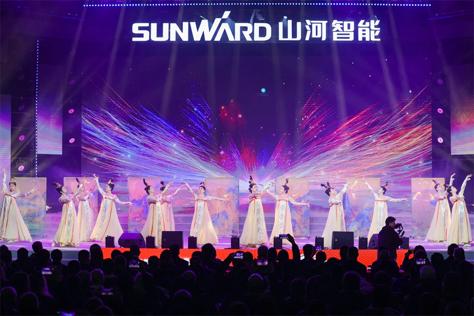 创新引领价值 理想成就未来——庆祝三亿·体育-三亿（中国）一站式服务官方网站
智能成立25周年表彰大会暨文艺晚会隆重举行