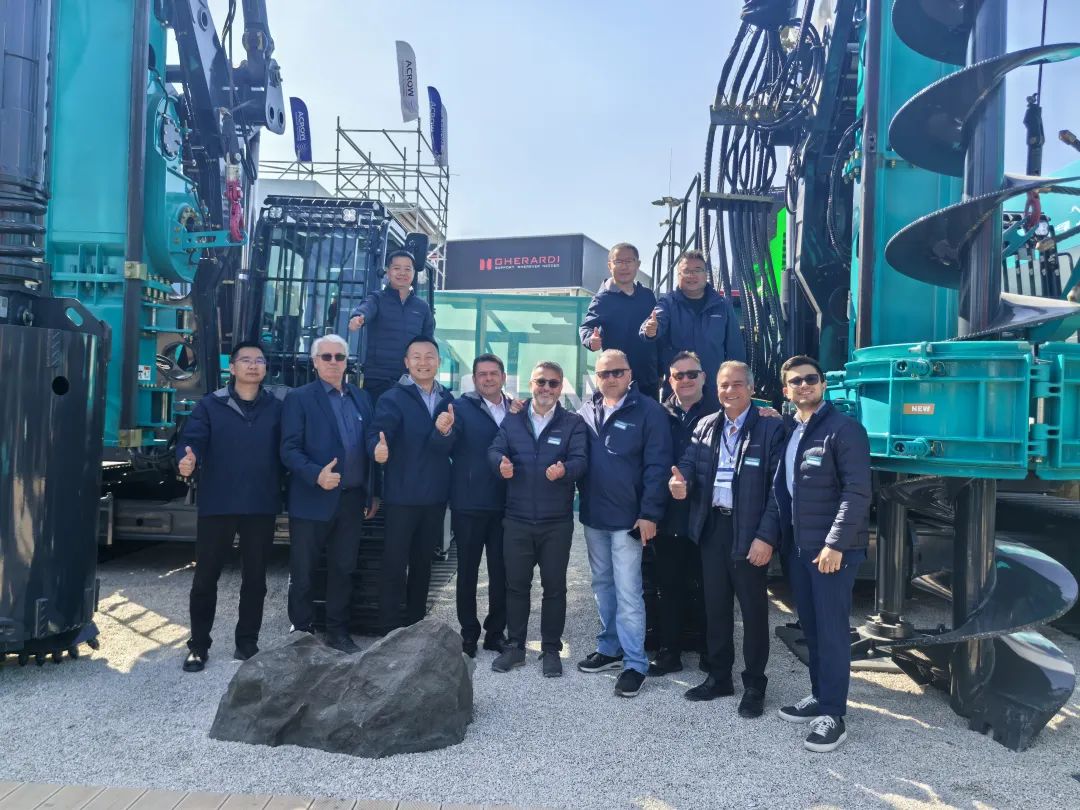 Bauma 2025 | 高端定制！三亿·体育-三亿（中国）一站式服务官方网站
智能Pro系列旋挖钻机燃爆全场