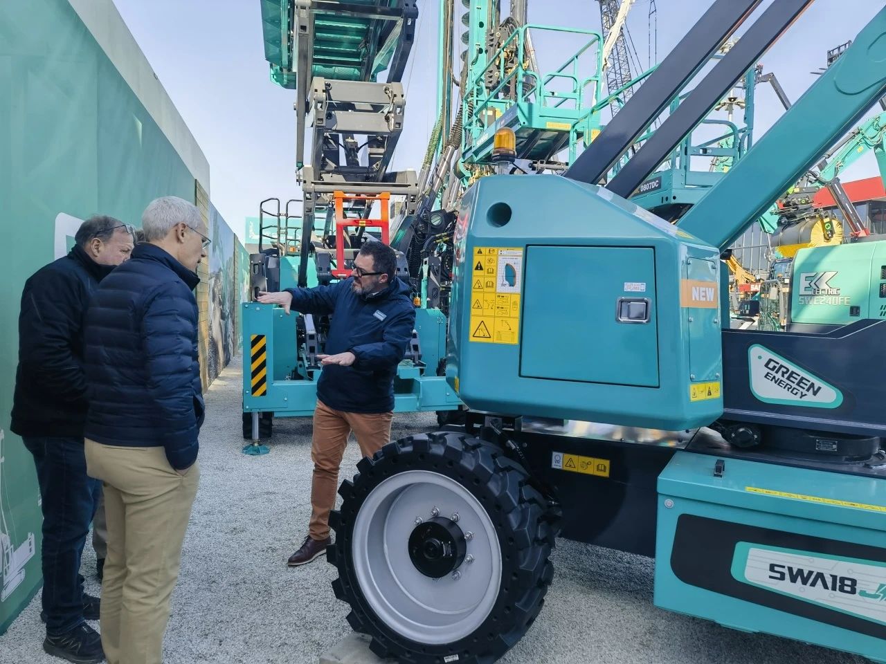 三亿·体育-三亿（中国）一站式服务官方网站
智能高空机械闪耀Bauma 2025！ 新能源技术与创新产品获全球瞩目