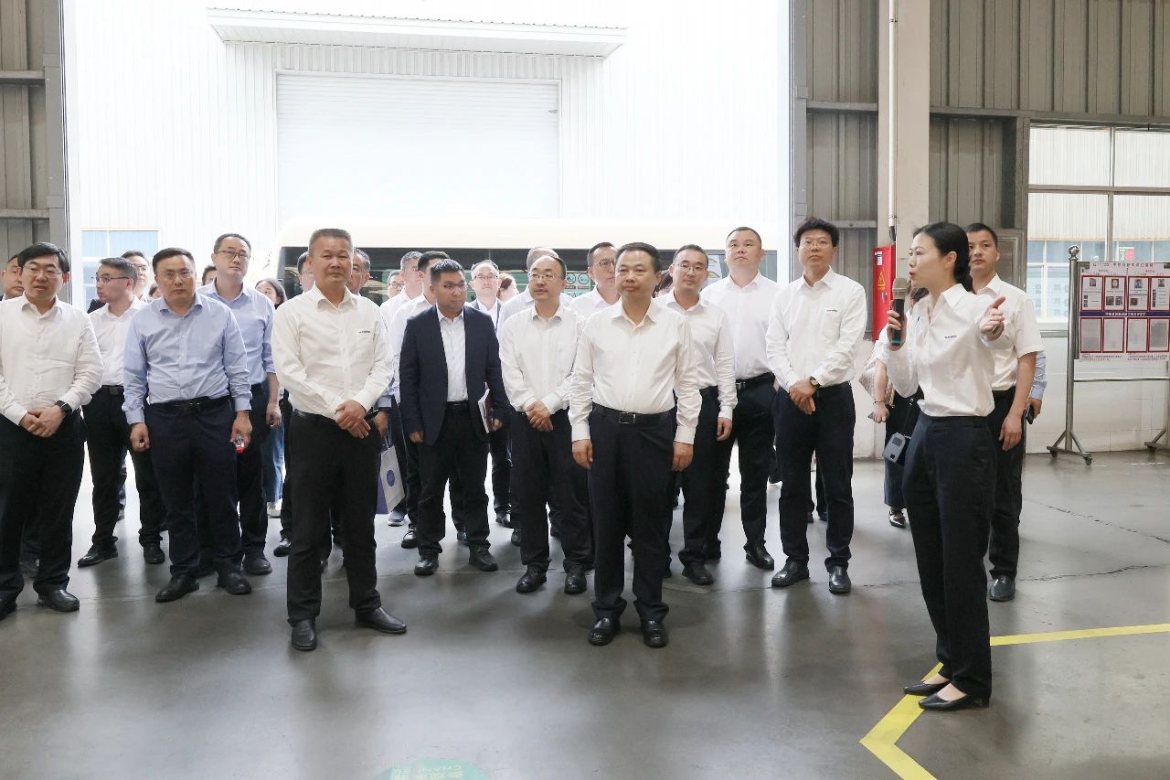 天能控股集团党委书记、董事长张天任率队到访三亿·体育-三亿（中国）一站式服务官方网站
智能