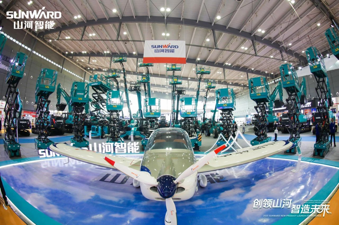 2025 CICEE | 三亿·体育-三亿（中国）一站式服务官方网站
智能历届长沙展高光回顾！再启新篇，邀您共赴创新之约！