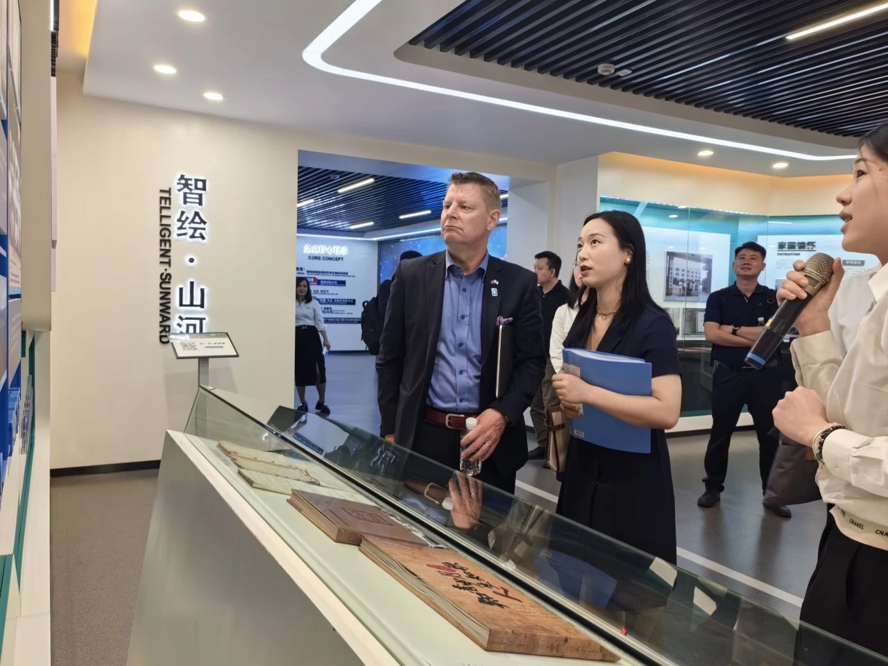 芬兰驻华大使馆商务参赞到访三亿·体育-三亿（中国）一站式服务官方网站
智能