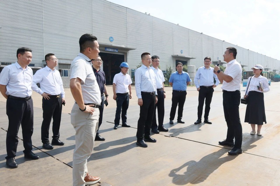共商合作，建华控股有限公司董事长汪贵华到访三亿·体育-三亿（中国）一站式服务官方网站
智能