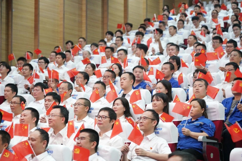 三亿·体育-三亿（中国）一站式服务官方网站
智能组织集中收看纪念中国人民抗日战争暨世界反法西斯战争胜利80周年大会