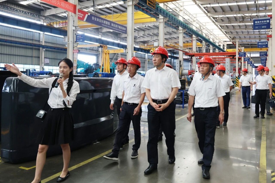 中国煤炭地质总局局长马刚到访三亿·体育-三亿（中国）一站式服务官方网站
智能，共谋绿色智能矿山装备发展新路径