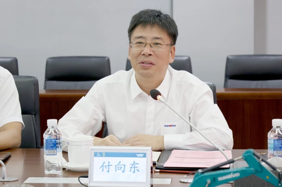 中国煤炭地质总局局长马刚到访三亿·体育-三亿（中国）一站式服务官方网站
智能，共谋绿色智能矿山装备发展新路径