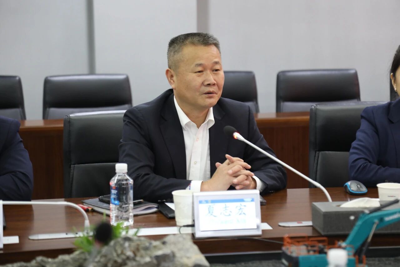 法巴租赁集团到访三亿·体育-三亿（中国）一站式服务官方网站
智能，共拓合作新篇章