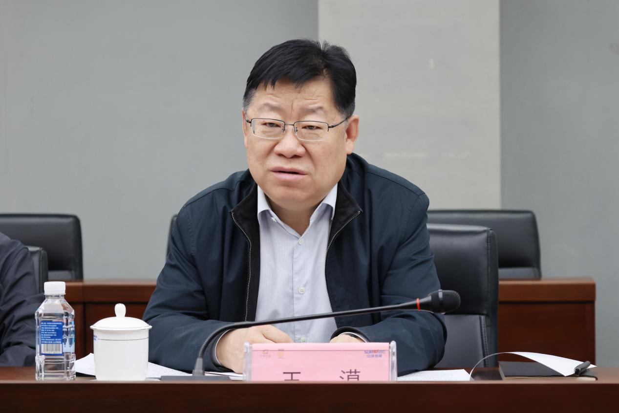 新矿投资集团党委书记、董事长王漠到访三亿·体育-三亿（中国）一站式服务官方网站
智能
