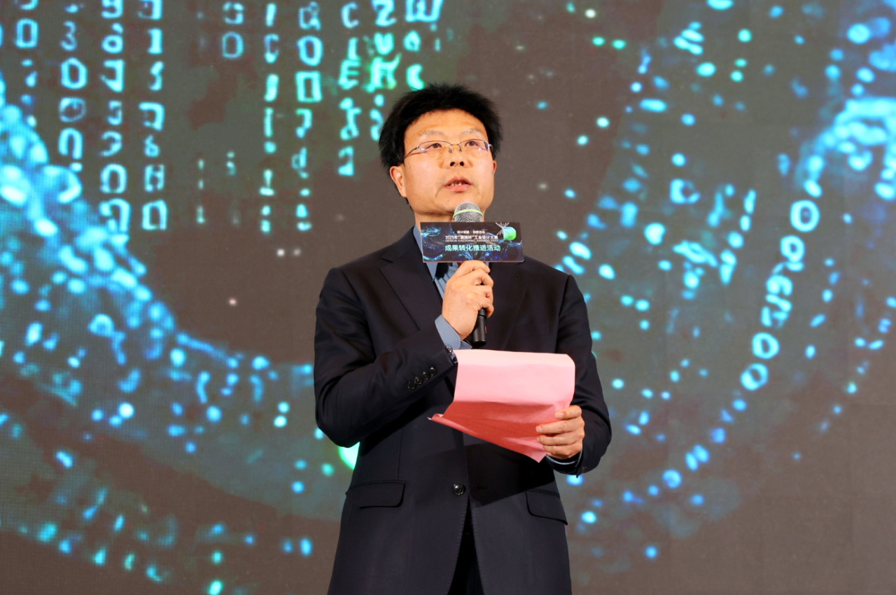问鼎“潇湘杯”！三亿·体育-三亿（中国）一站式服务官方网站
智能斩获唯一产业设计金奖