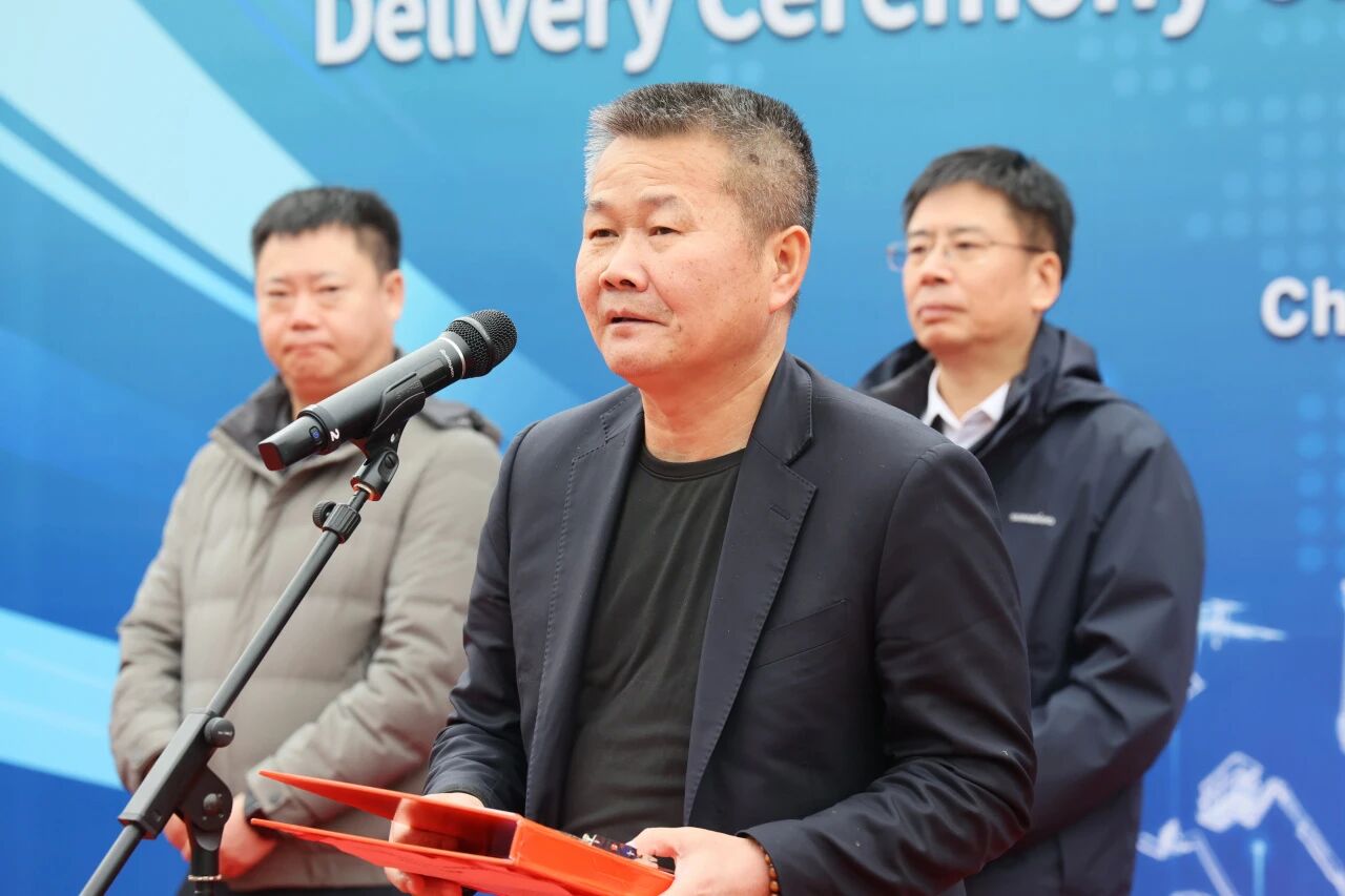 三亿·体育-三亿（中国）一站式服务官方网站
智能SWE700FE电动挖掘机成功交付，助力打造绿色智慧矿山