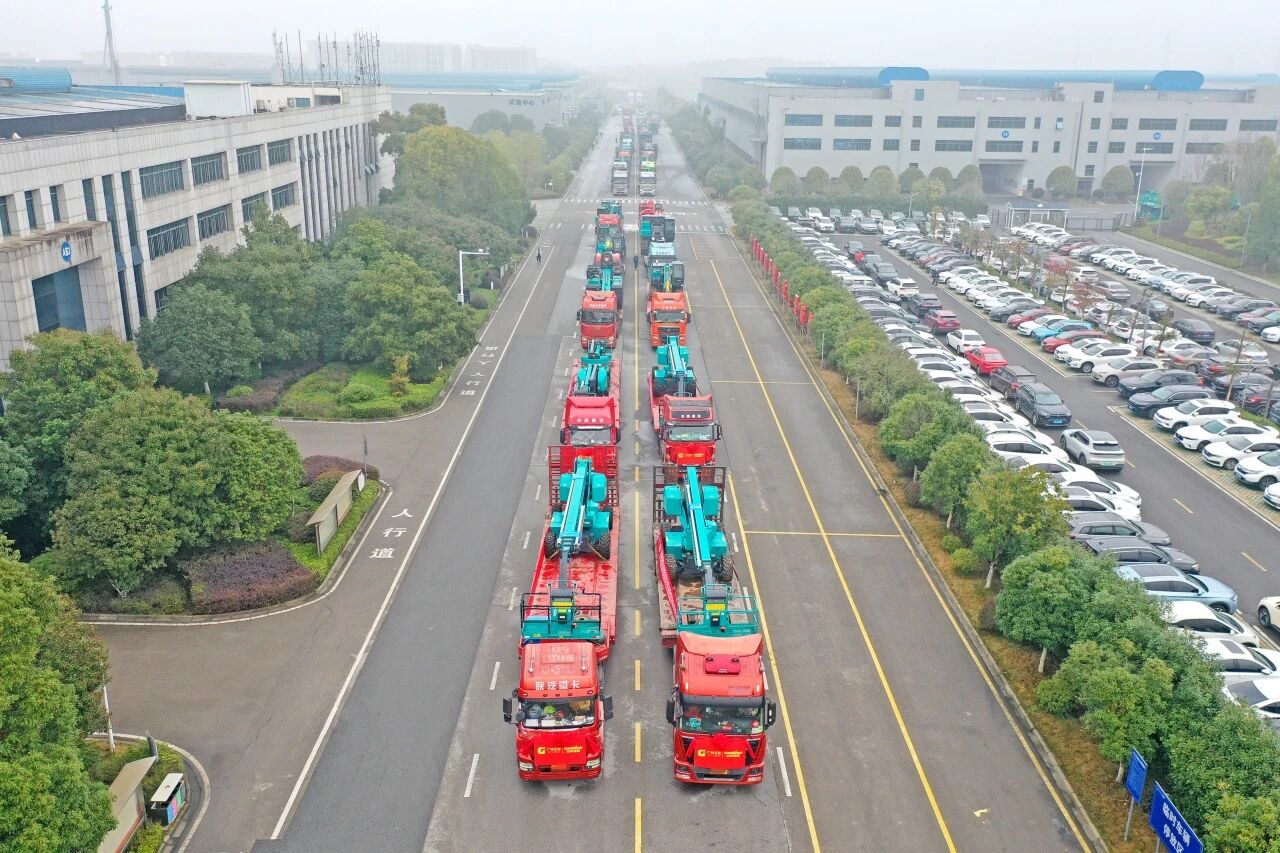 三亿·体育-三亿（中国）一站式服务官方网站
智能举行2026年正月系列发货仪式，过亿元设备奔赴全球