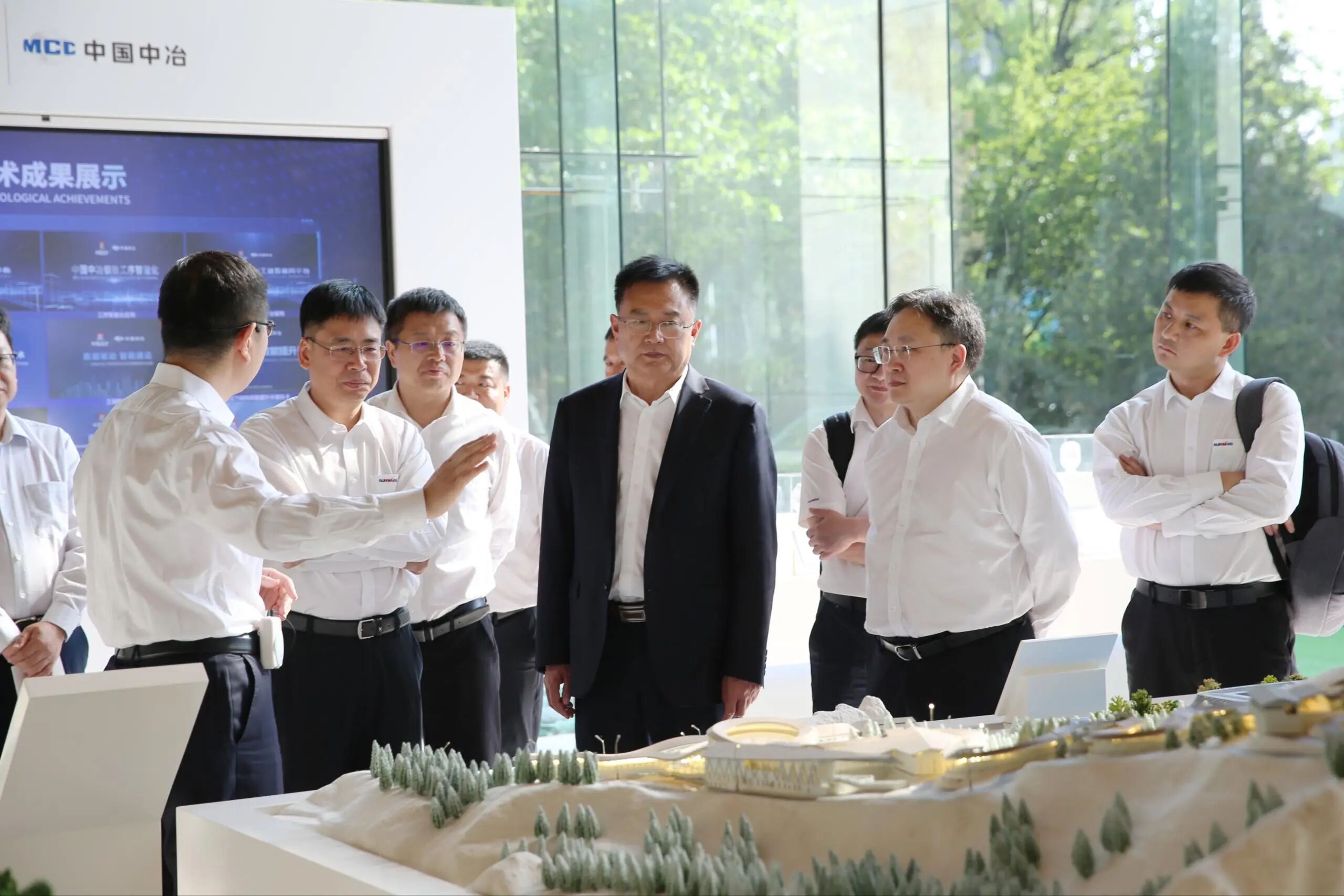 三亿·体育-三亿（中国）一站式服务官方网站
智能党委书记、董事长付向东率队拜访中国中冶，推动构建合作共赢新标杆