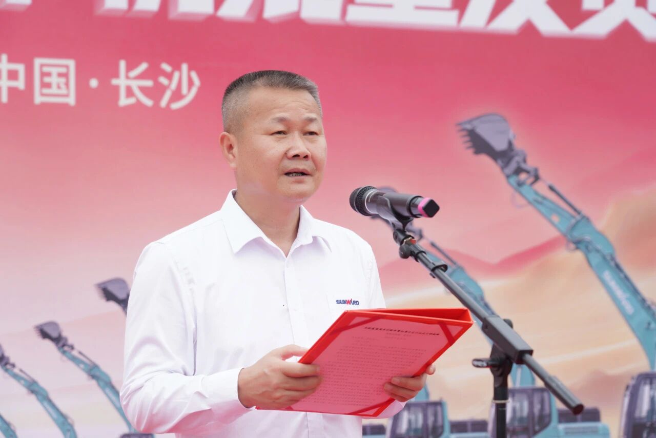 三亿·体育-三亿（中国）一站式服务官方网站
智能轮履两用多功能开带机批量交付国家林草系统，助力森林草原生态防护