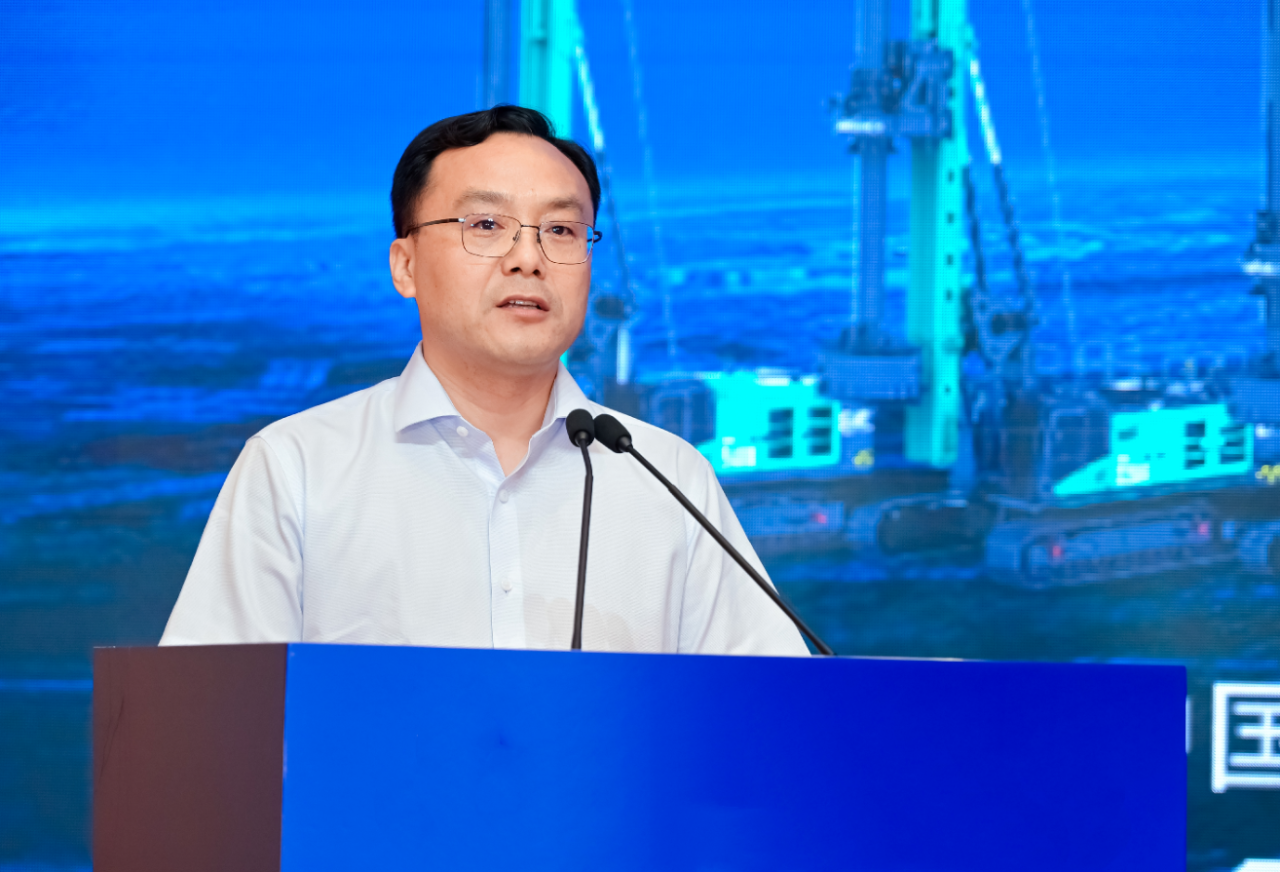 三亿·体育-三亿（中国）一站式服务官方网站
智能电动旋挖热销，江苏区域签单2000万元
